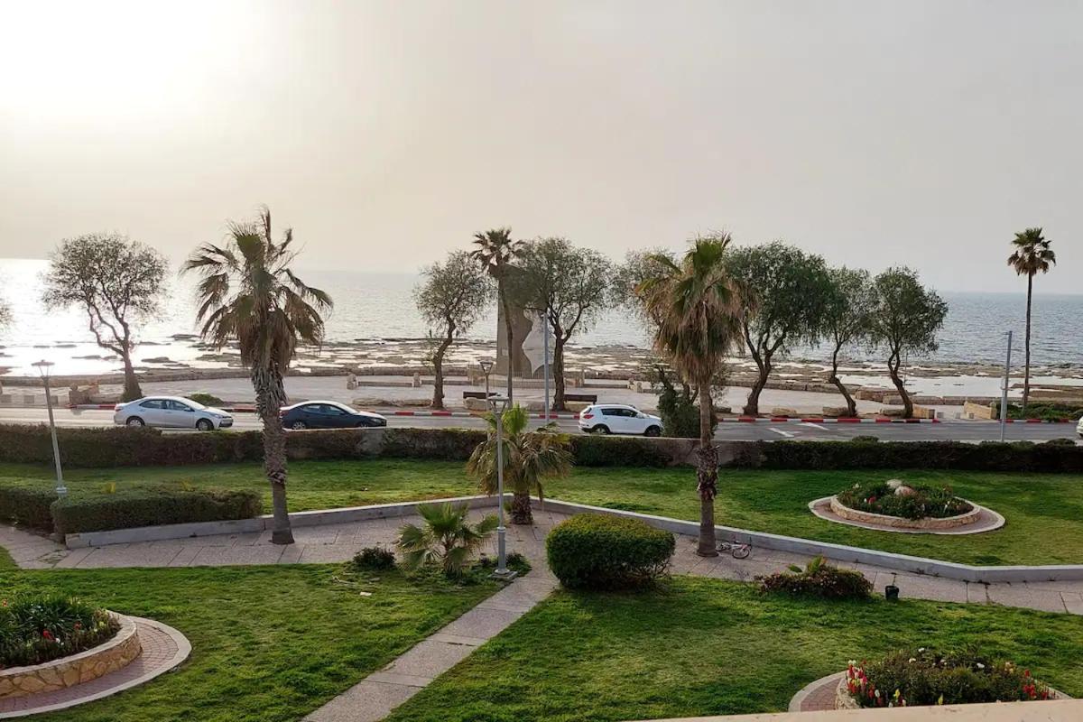 First Sea Line Apartment, Acre - Amazing Coastal View In Heart Of Akko Exteriör bild